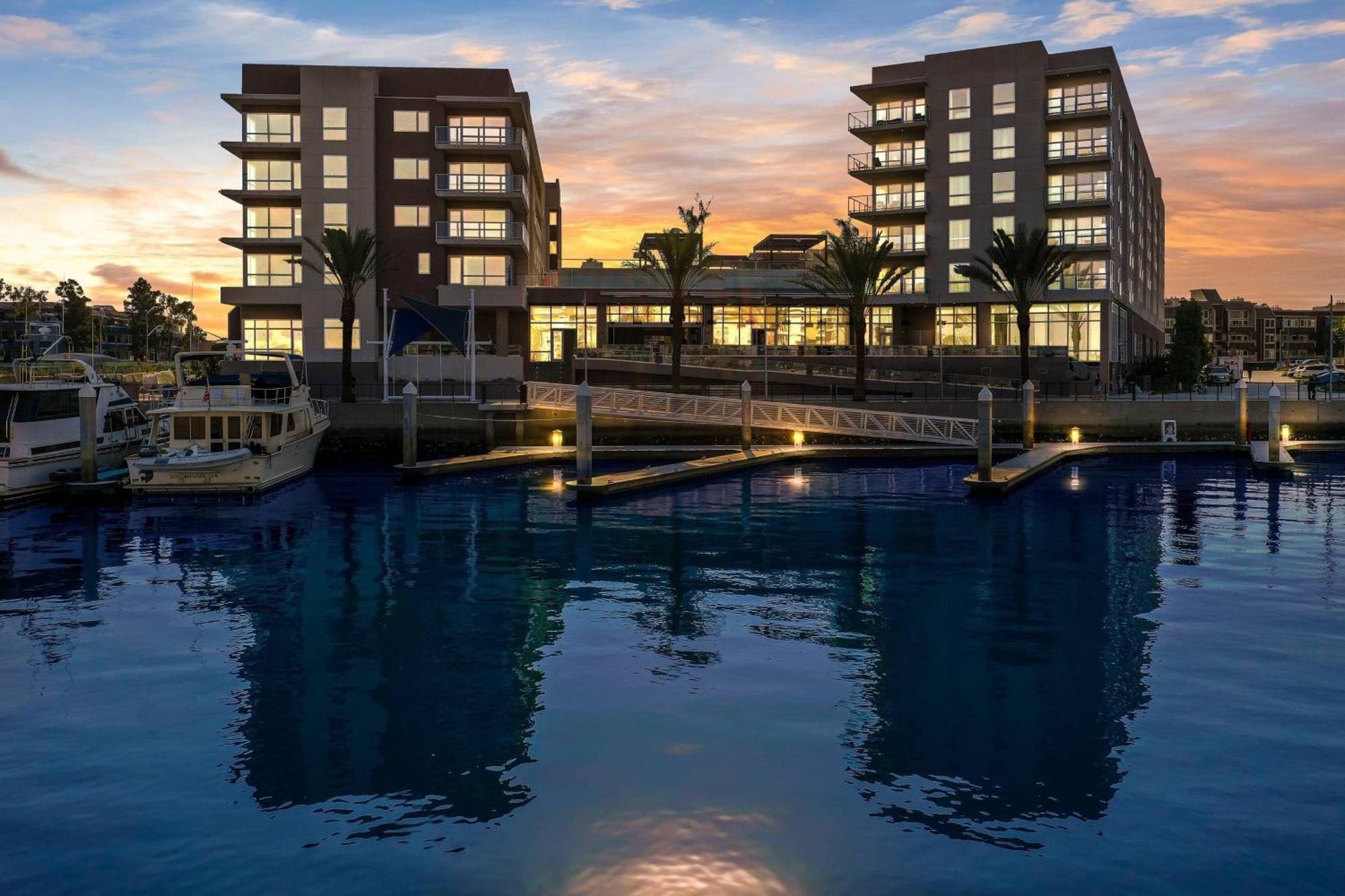 Residence Inn By Marriott Marina Del Rey Лос-Анджелес Экстерьер фото